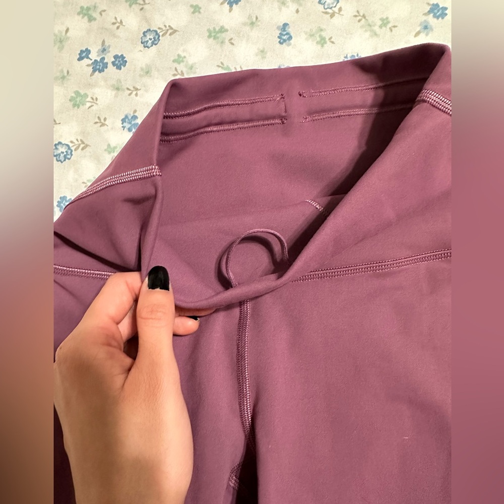 Lululemon Wonder Under High Rise Leggings Size 2 — Excellent Condition - Picture 10 of 10
